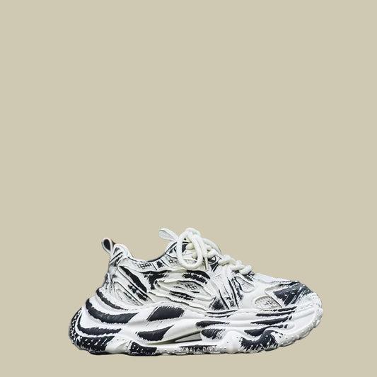 Collective Oversized - Women's ZebraSneakersBoldCanvasBlack
